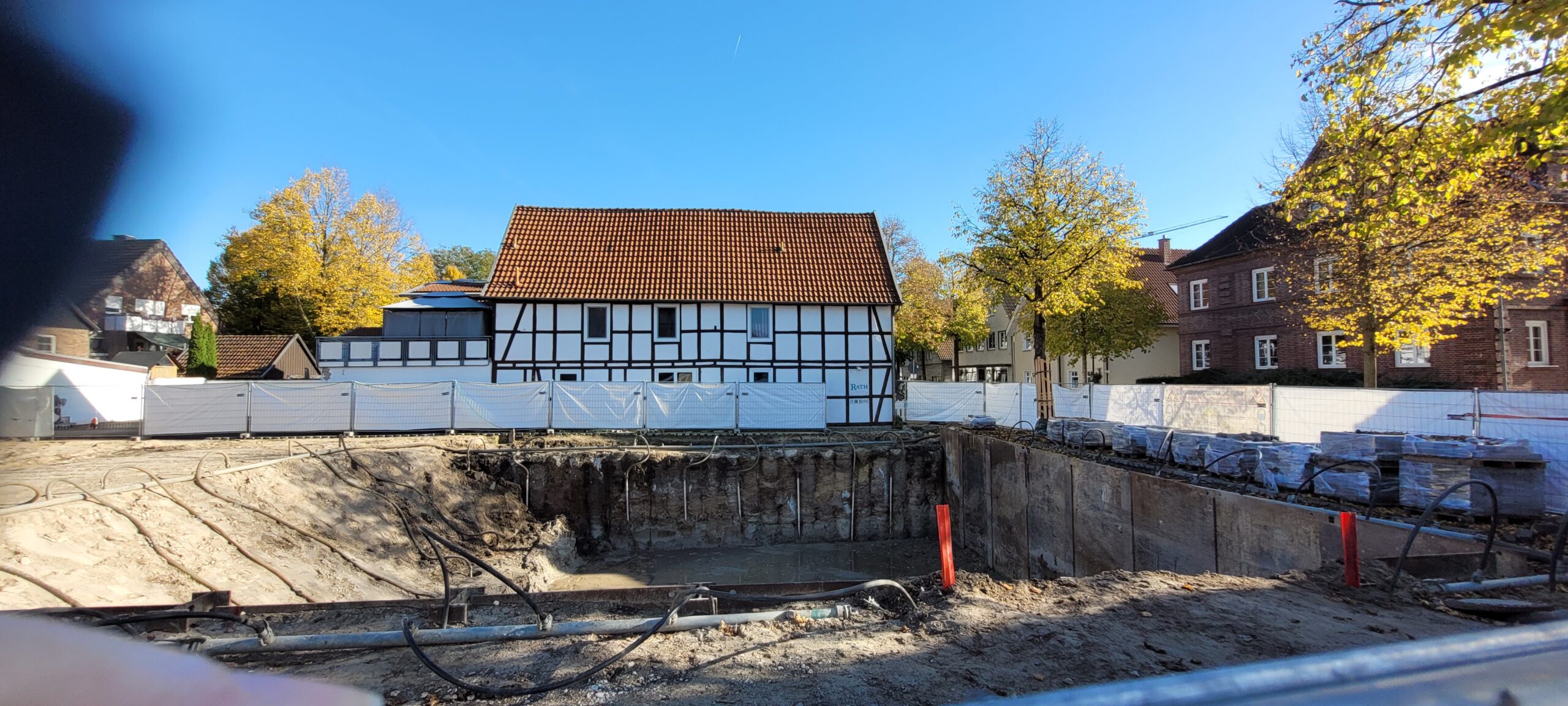 2025-10-29 - Baugrube fertig (2)